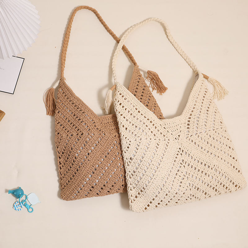 Handmade macrame crossbody bag with playful tassels Bowlift