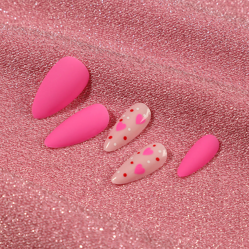 Artificial nail art with heart design Bowlift