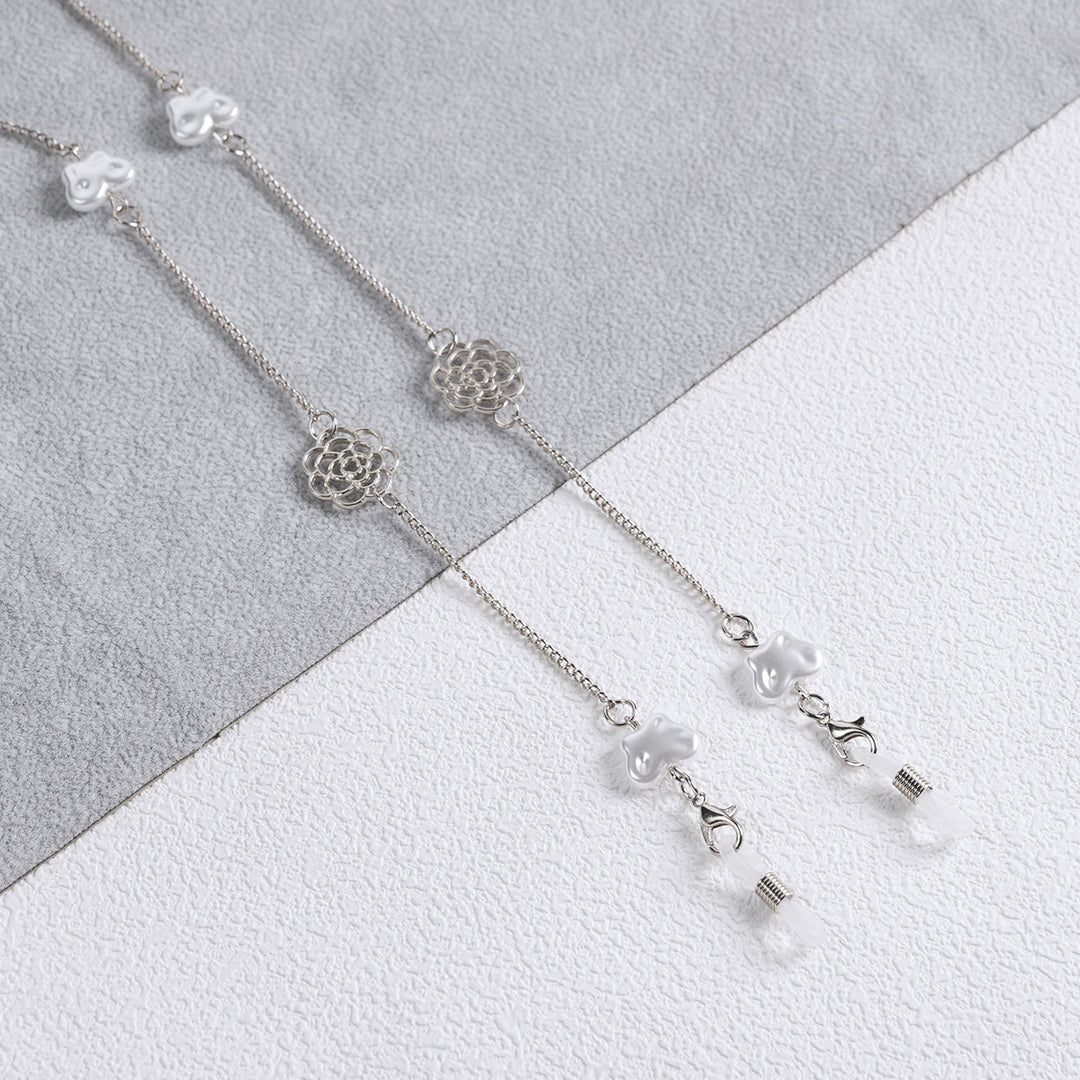Elegant Floral Drop Earrings Bowlift