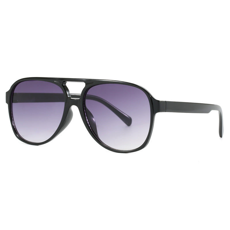 Women’s Oversized Sunglasses with Sporty Design Bowlift