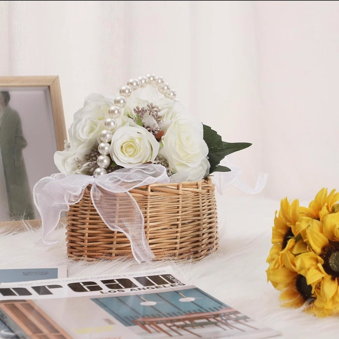 Women Decorative Basket with Pearl System and Delicate Ribbons Bowlift
