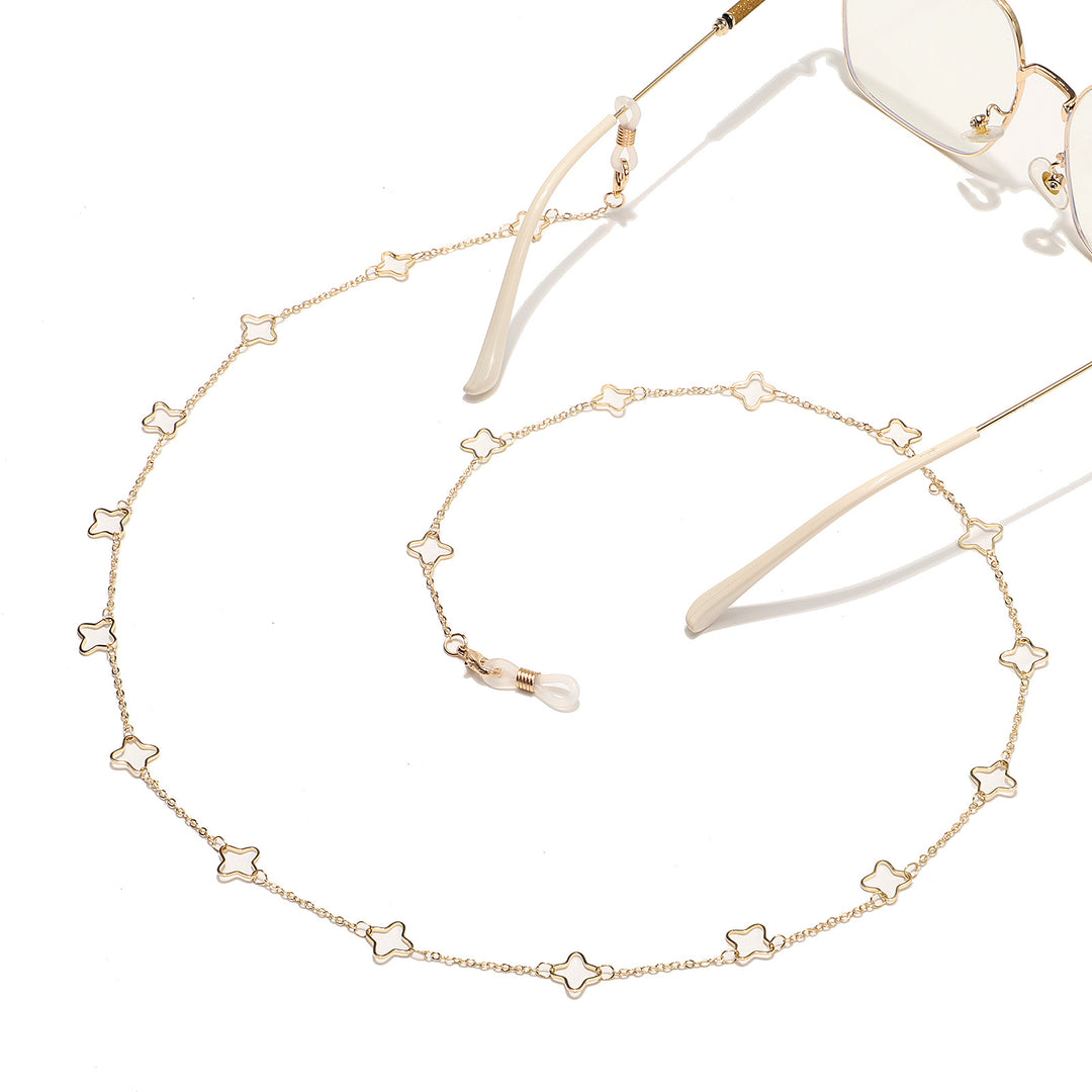Star-Shaped Eyewear Chain Bowlift