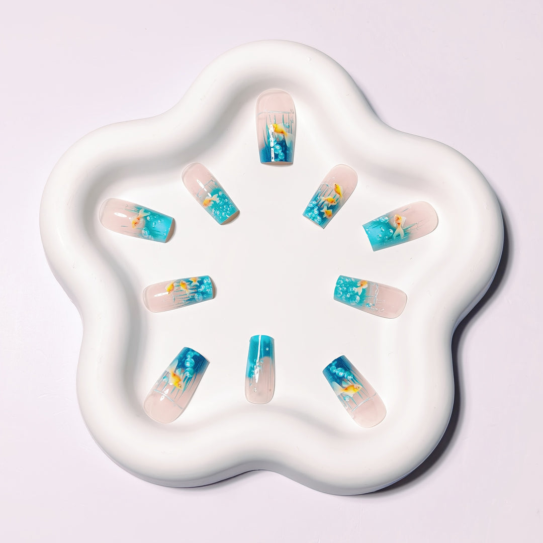 Artistic Nail Art Bowlift