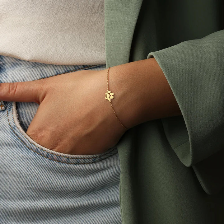 Delicate Floral Station Chain Bracelet Bowlift