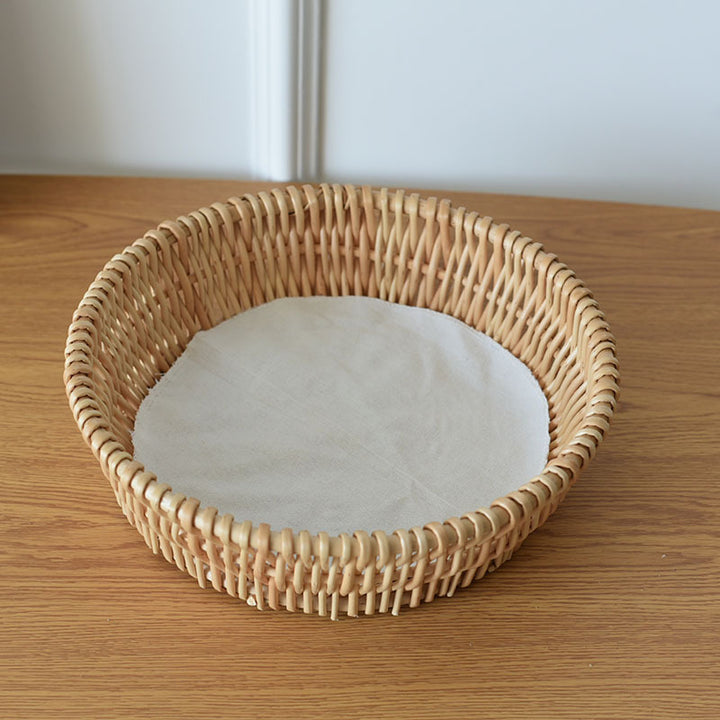 Ladies braided basket with removable inner lining Bowlift