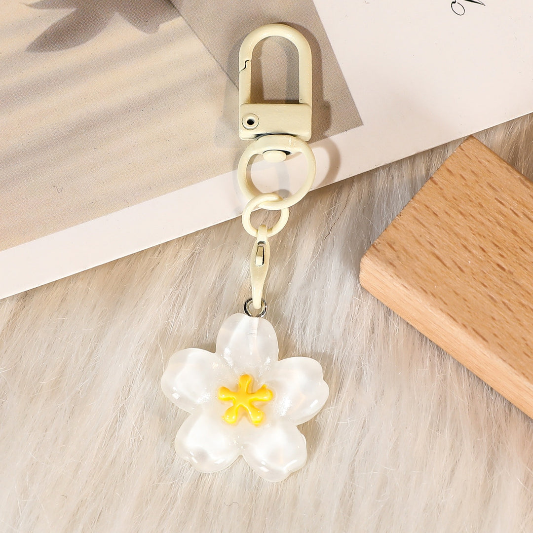 Keychain with Floral Details Bowlift