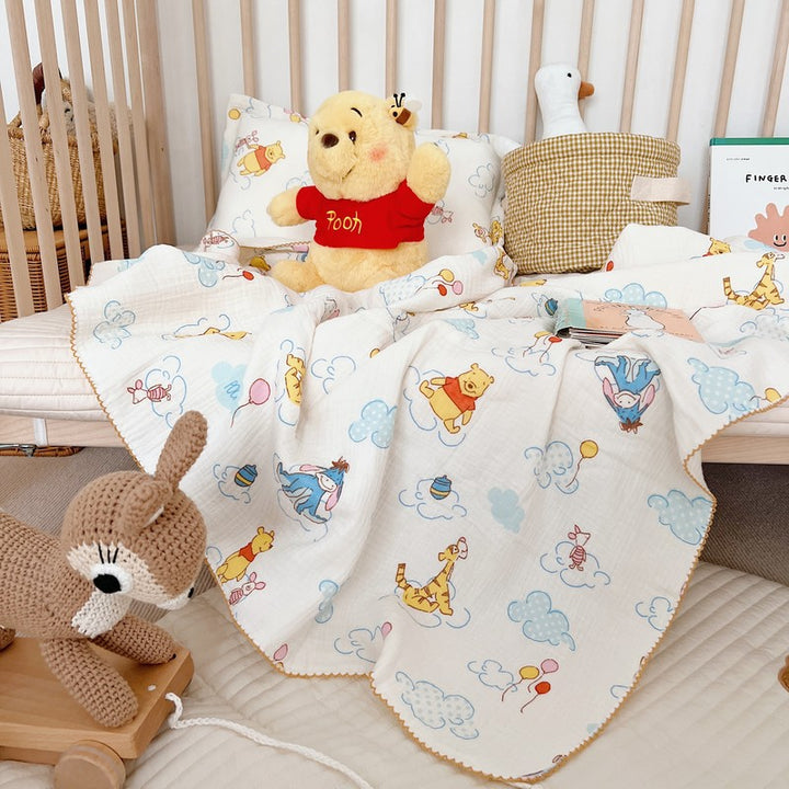 Unisex Cozy Muslin Blanket with Cheerful Winnie Pooh Motif Bowlift