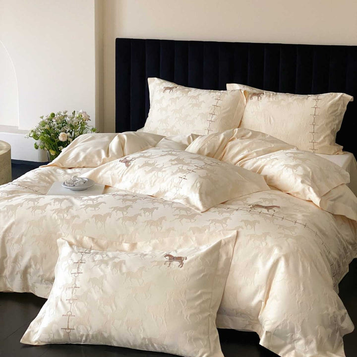 Luxurious cotton jacquard bedding set with fine horse embroidery