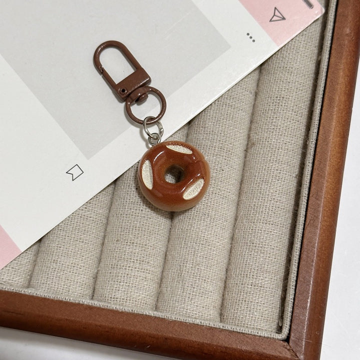 Keychain with bread design Bowlift