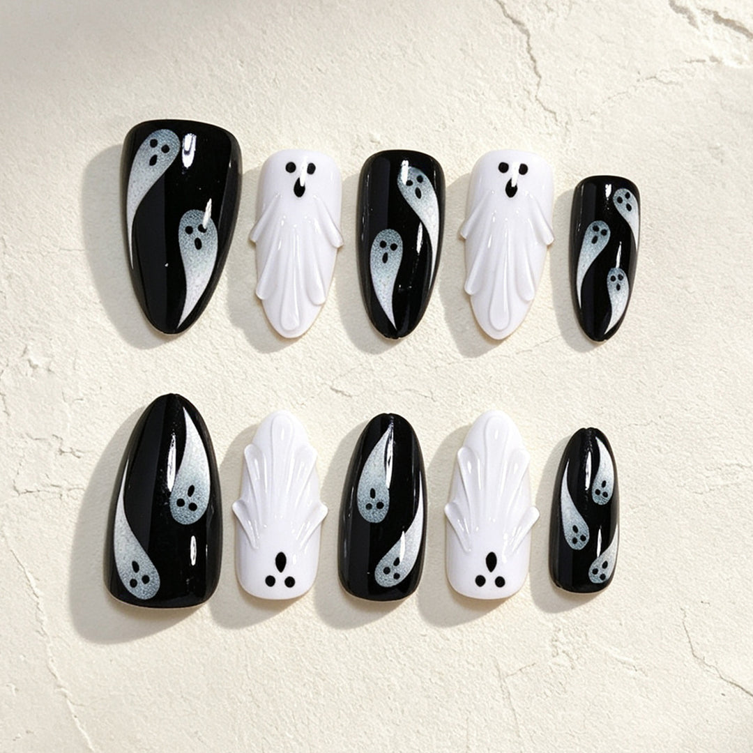 Halloween Ghost Nail Art Bowlift