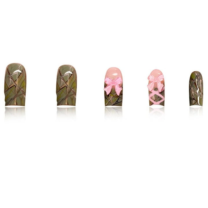 Detailed Artistic Nail Design Kit Bowlift