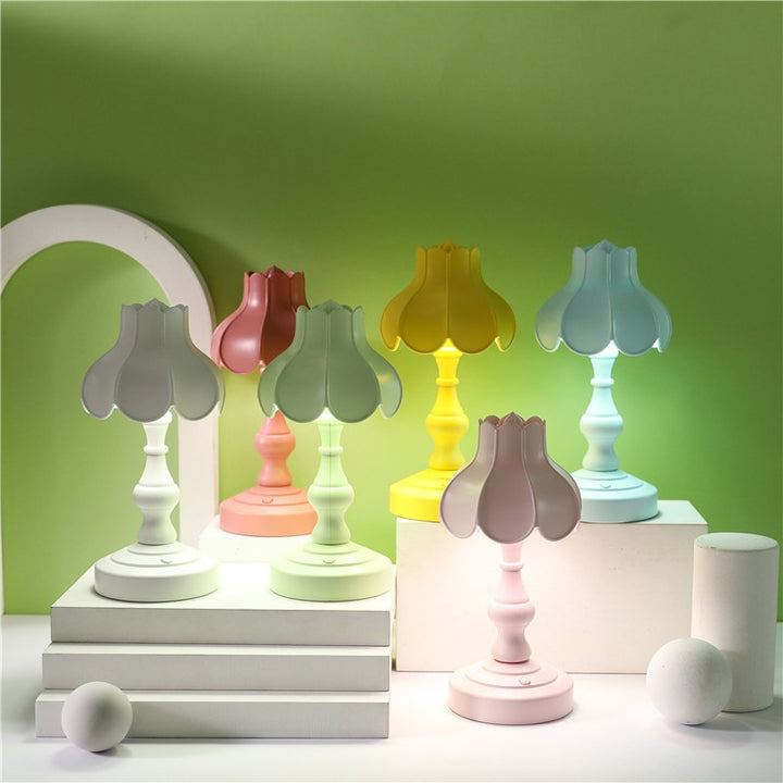 Unisex Decorative Table Lamp in Flower-Shaped Design Bowlift