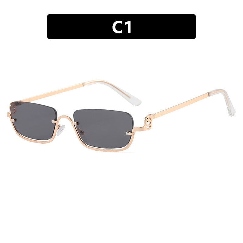 Women square sunglasses with elegant metal frame Bowlift