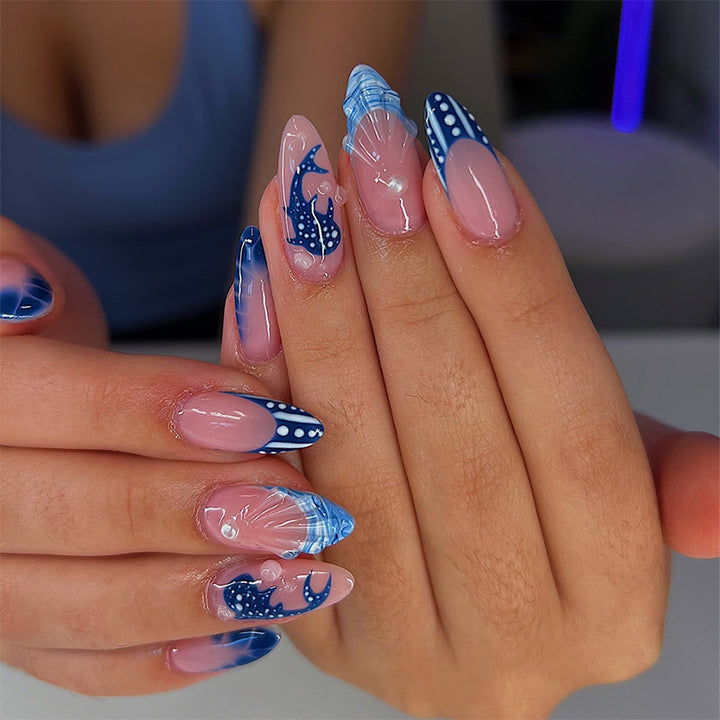Artful Nail Tips with Maritime Designs Bowlift