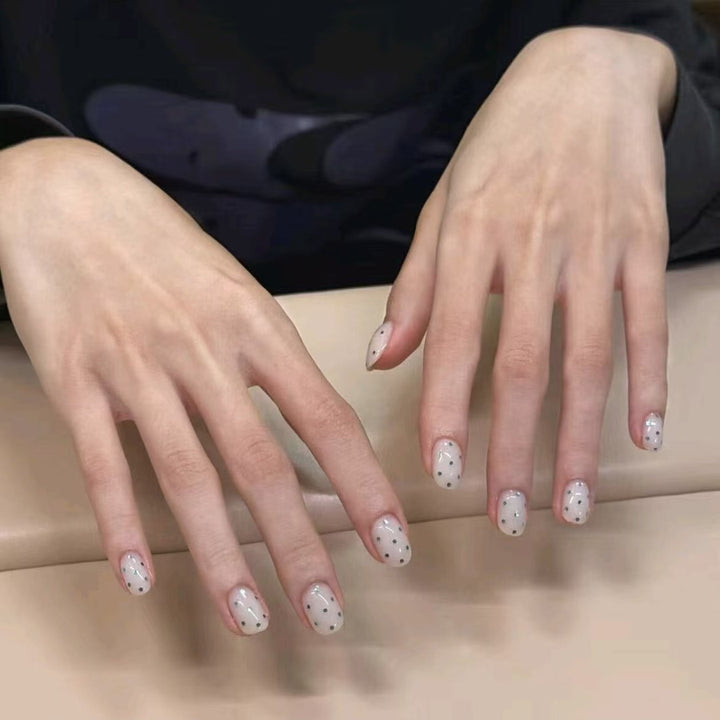 Trendy Graphic Nail Art Set Bowlift