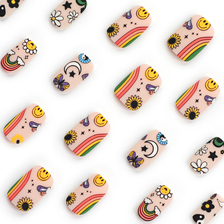 Artificial nail art with colorful motifs and creative decor Bowlift