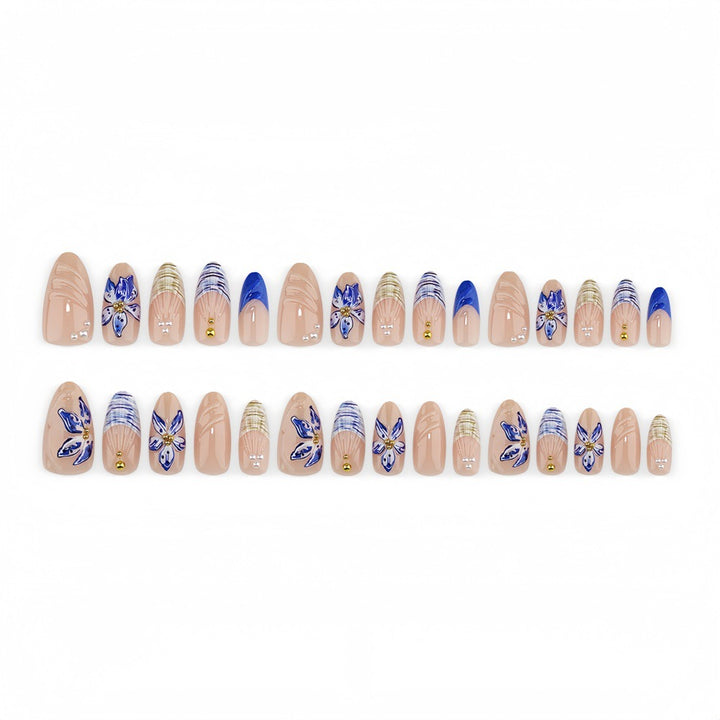 Stylish 3D Flower Motif Artificial Nails Bowlift