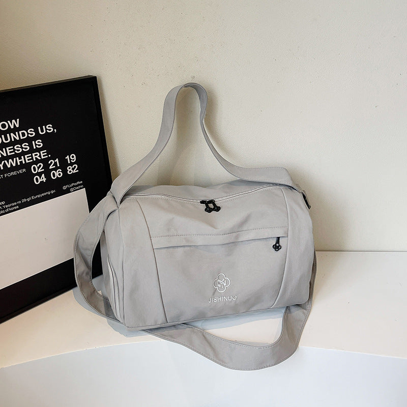 Modular Sports and Travel Bag Bowlift