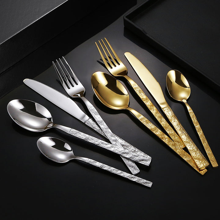 High-quality cutlery set with stylish, textured handle Bowlift