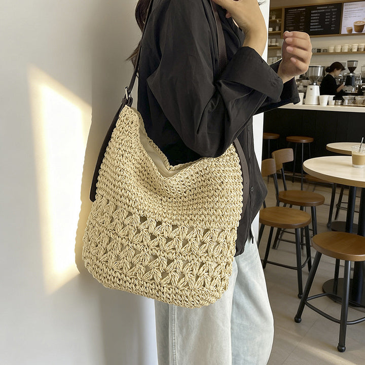 Crocheted Shoulder Bag Bowlift