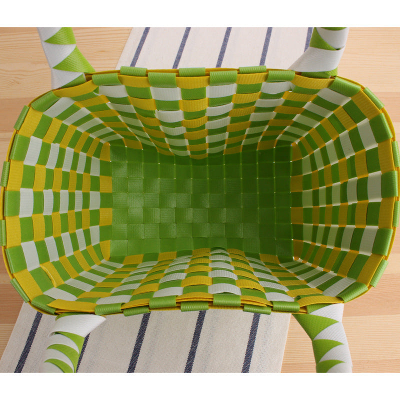 Handbag made of woven material with a stylish check pattern Bowlift