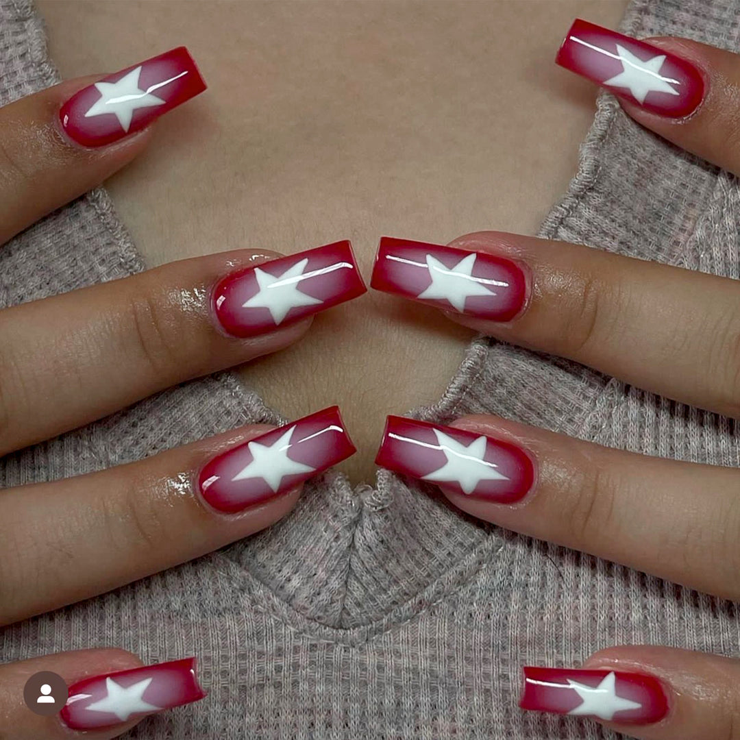 Artful Nail Art with Star Pattern Bowlift