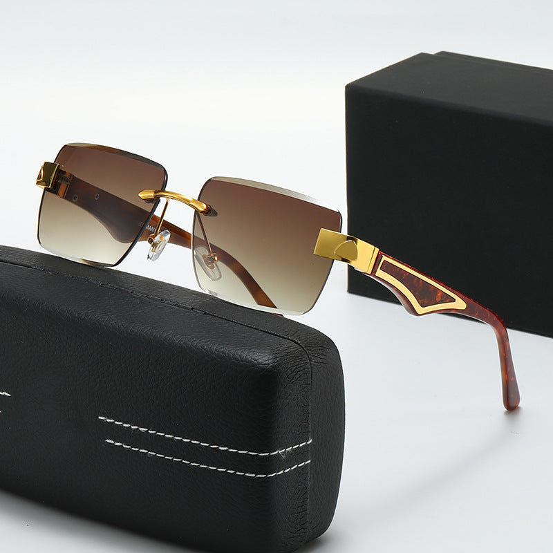 Women’s trendy glasses with square frame Bowlift