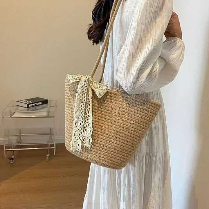 Handwoven Shoulder Bag Bowlift