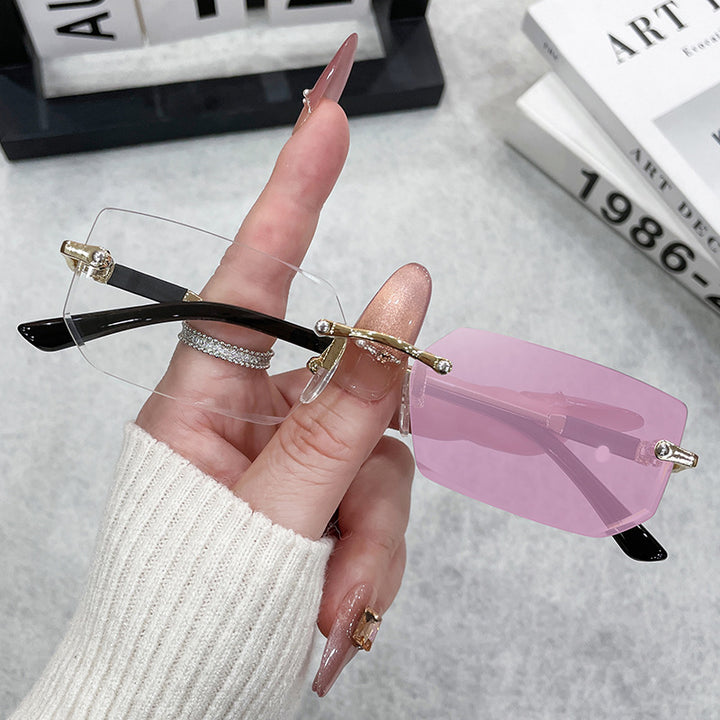 Ladies elegant and fashionable sunglasses with transparent frame Bowlift