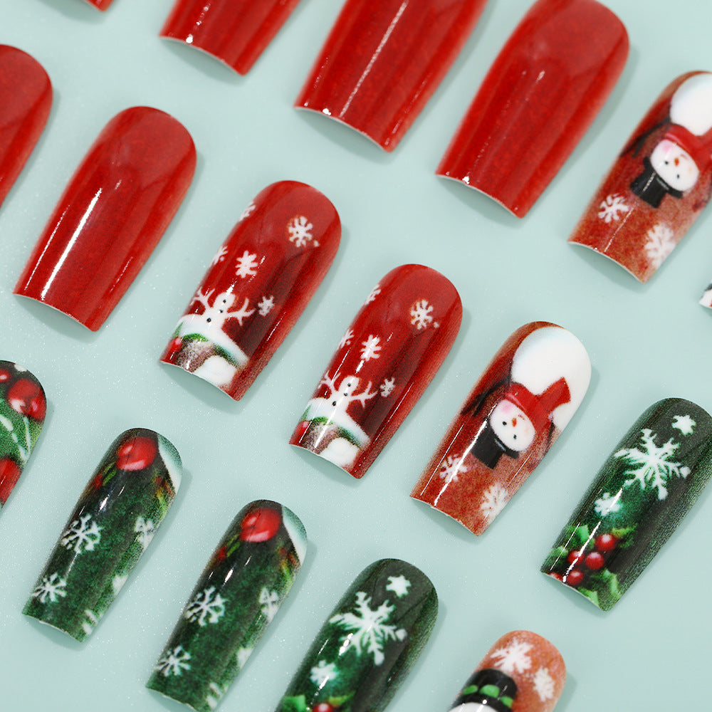 Festive artificial nails with Christmas motifs Bowlift