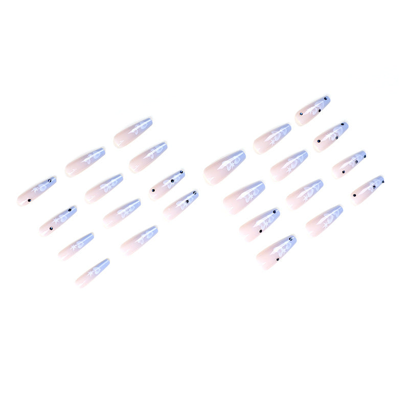 Artificial acrylic nails in modern heart design Bowlift