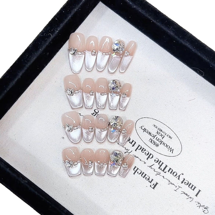 Artificial Nail Art Bowlift