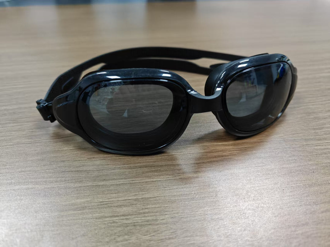 Swimming protection goggles Bowlift