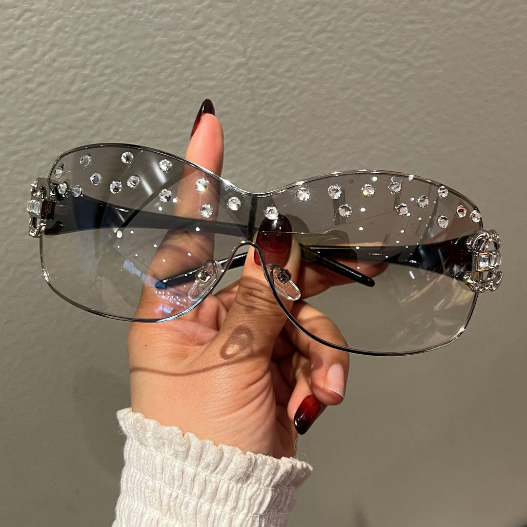 Ladies fashionable sunglasses Bowlift