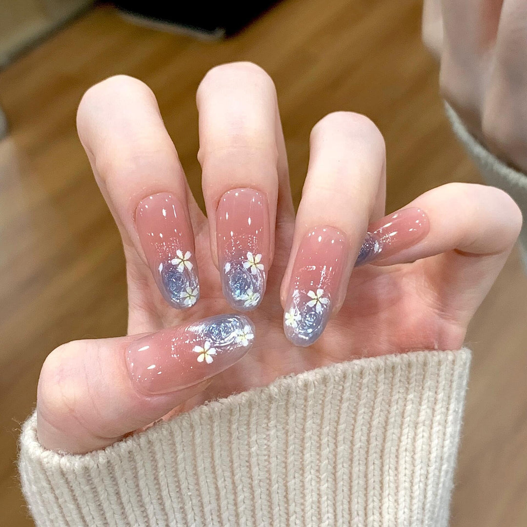 Glamorous Artificial Nails with Floral Design Bowlift