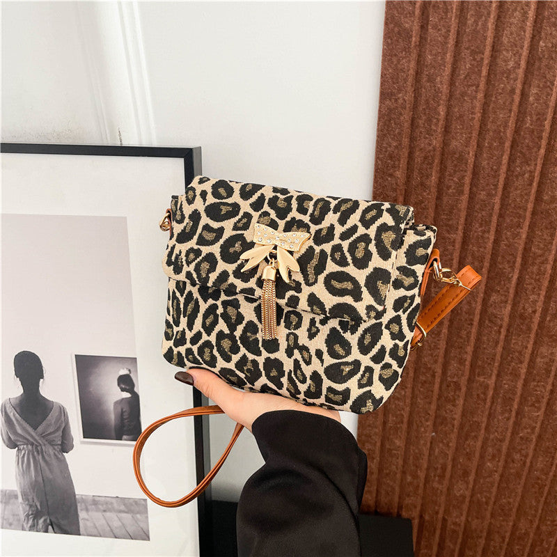 Chic Leopard Print Crossbody Bag Bowlift