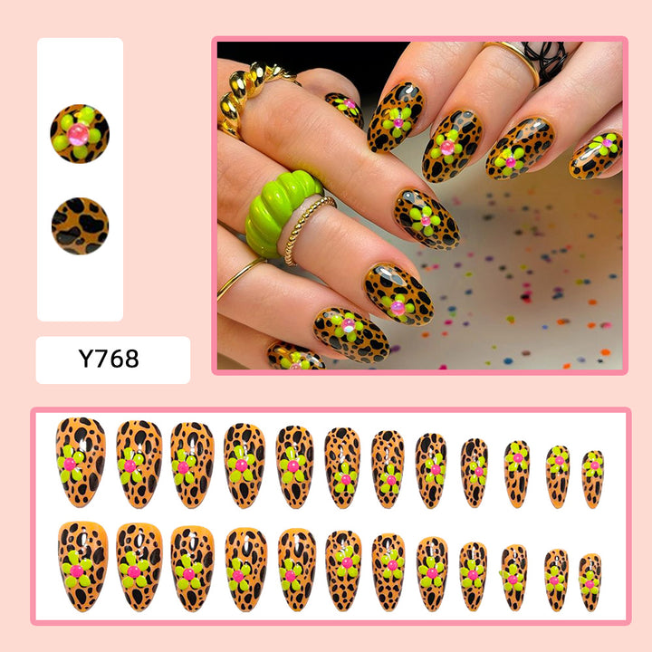 Artificial Nail Decoration In Unique Leopard Pattern Bowlift