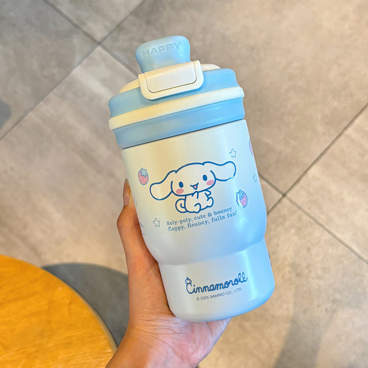 Unisex cup with interchangeable lid Bowlift