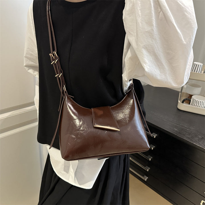 Luxurious Patent Leather Shoulder Bag Bowlift