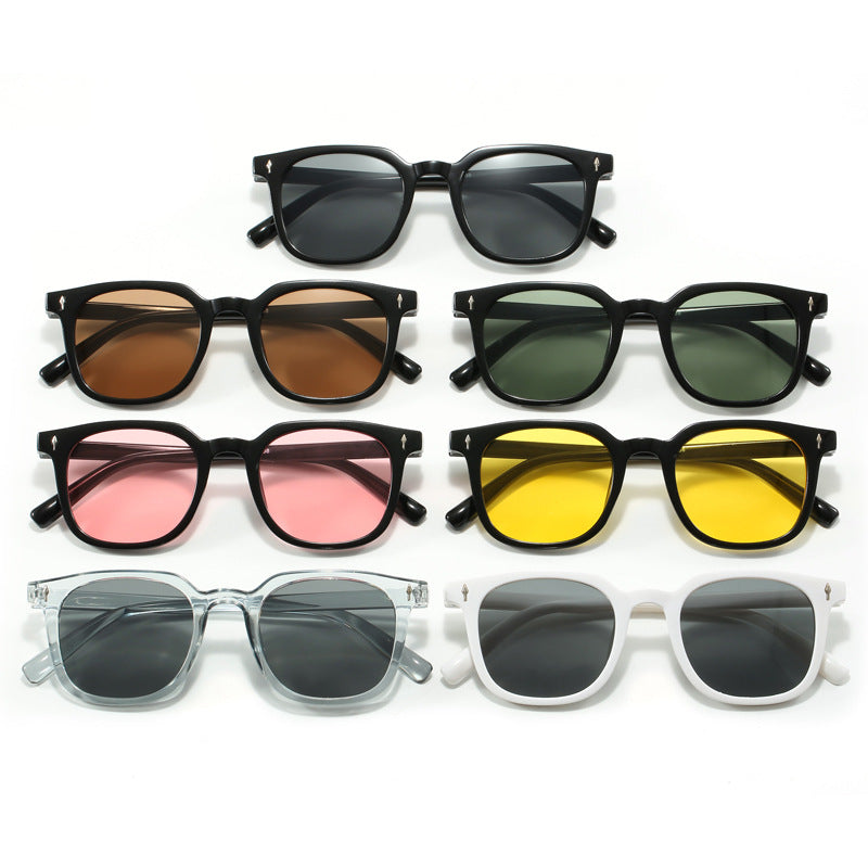 Women's fashionable square sunglasses with durable plastic frame Bowlift