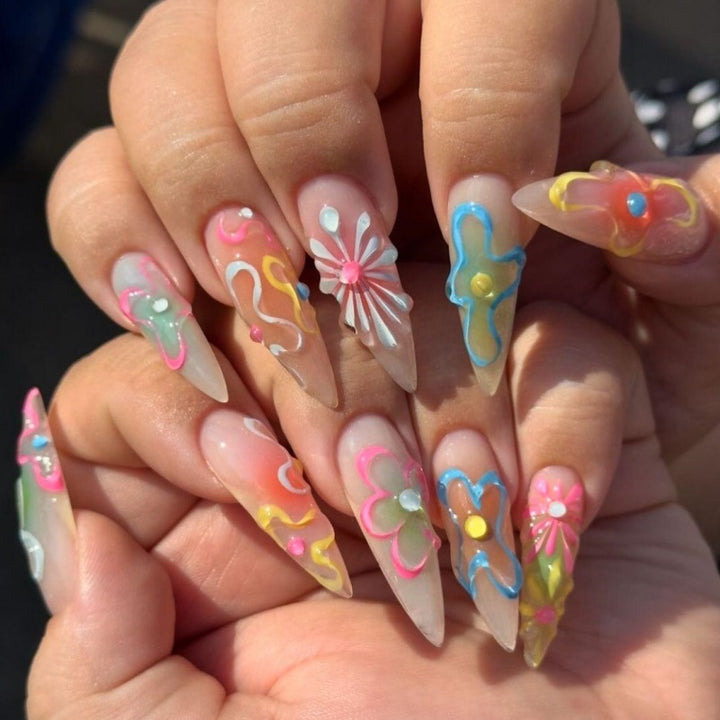 Artistic Floral Press-On Nails Kit Bowlift