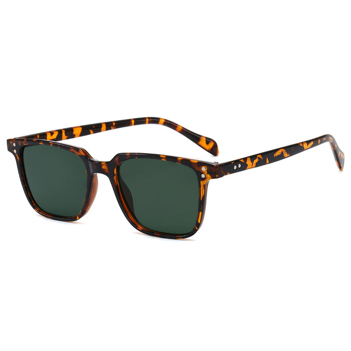 Ladies fashionable square sunglasses with unique lenses Bowlift