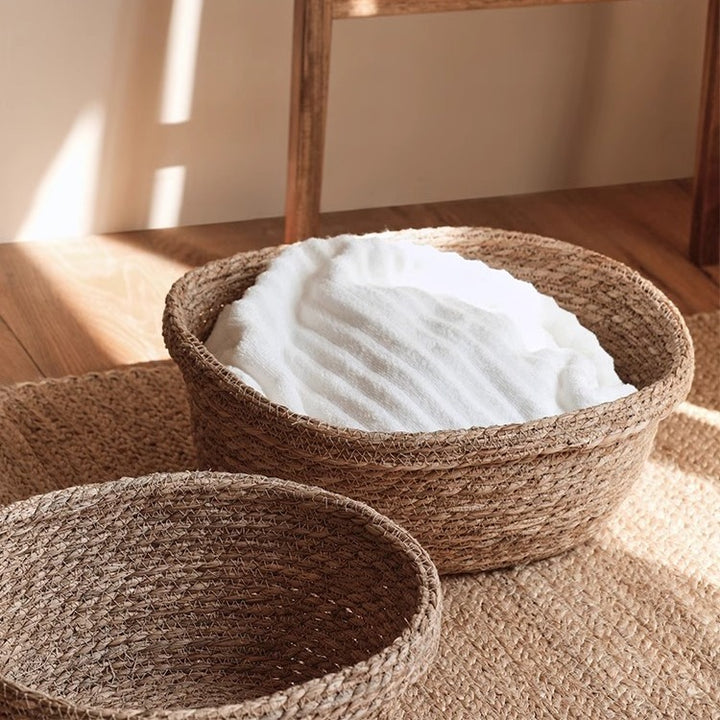 Handcrafted storage basket made of natural materials Bowlift