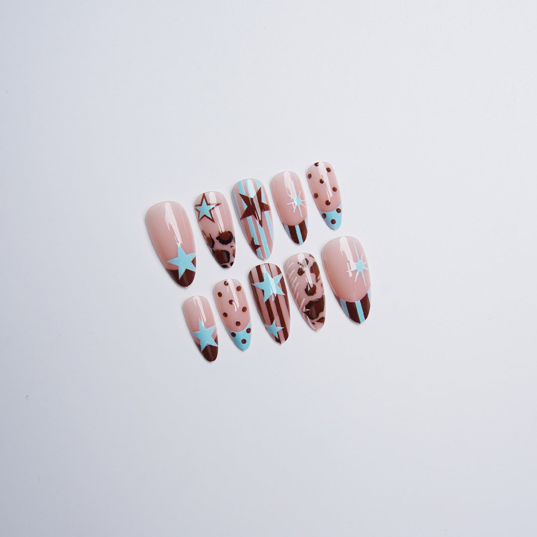 Glamorous nail decorations Bowlift