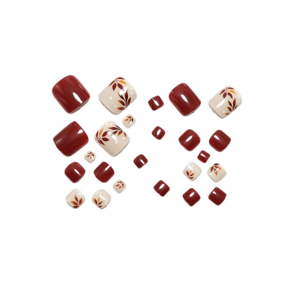Nail art with elegant leaf designs Bowlift