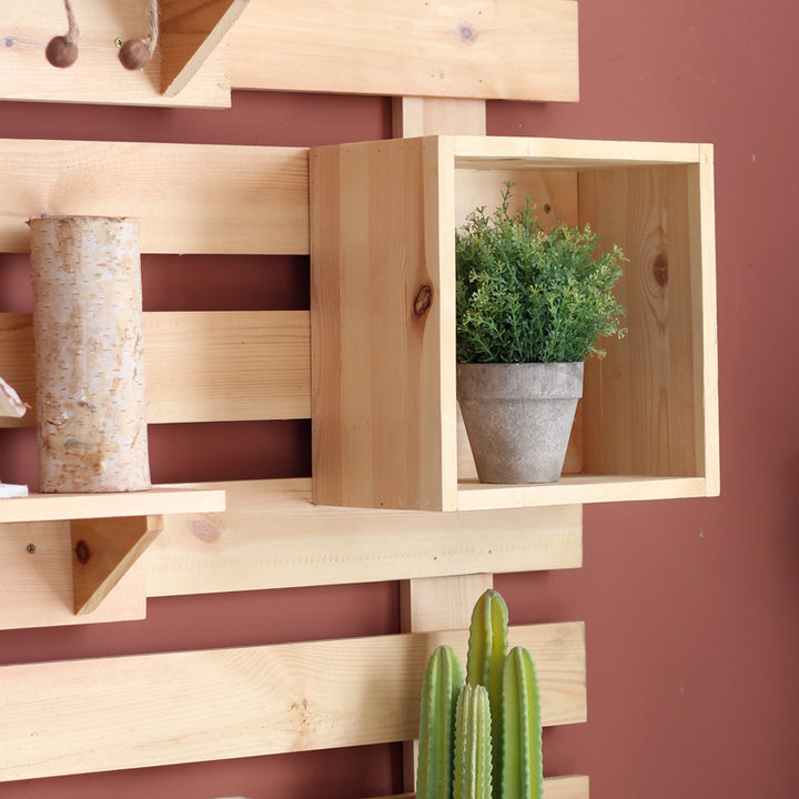 Wall shelf made of high-quality wood Bowlift