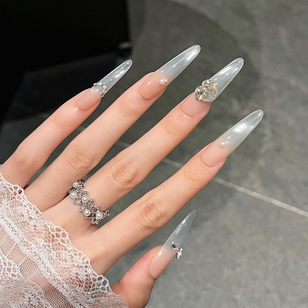 Luxury Crystal-Studded Press-On Nail Extensions Bowlift