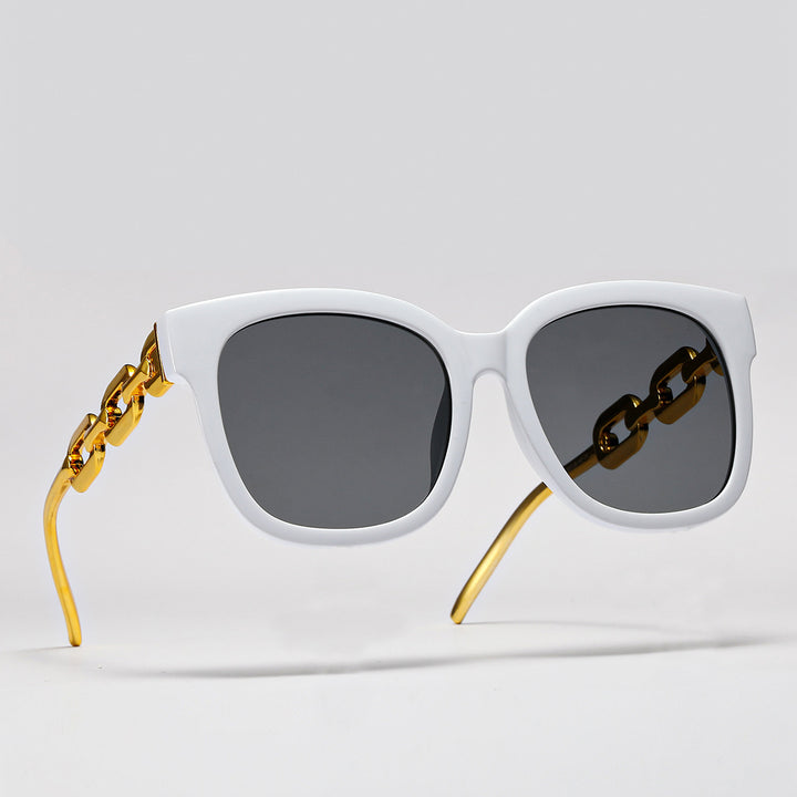 Ladies fashionable oversized sunglasses with luxurious chain frame Bowlift