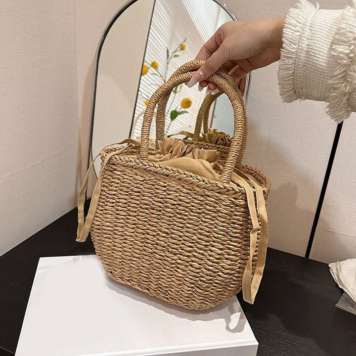 Handmade straw handbag Bowlift