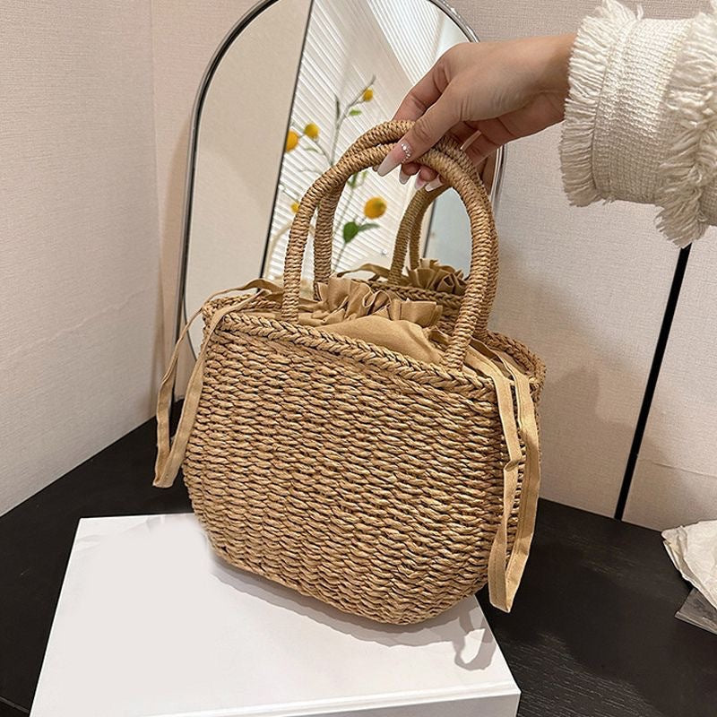 Handwoven basket bag with elegant bow Bowlift
